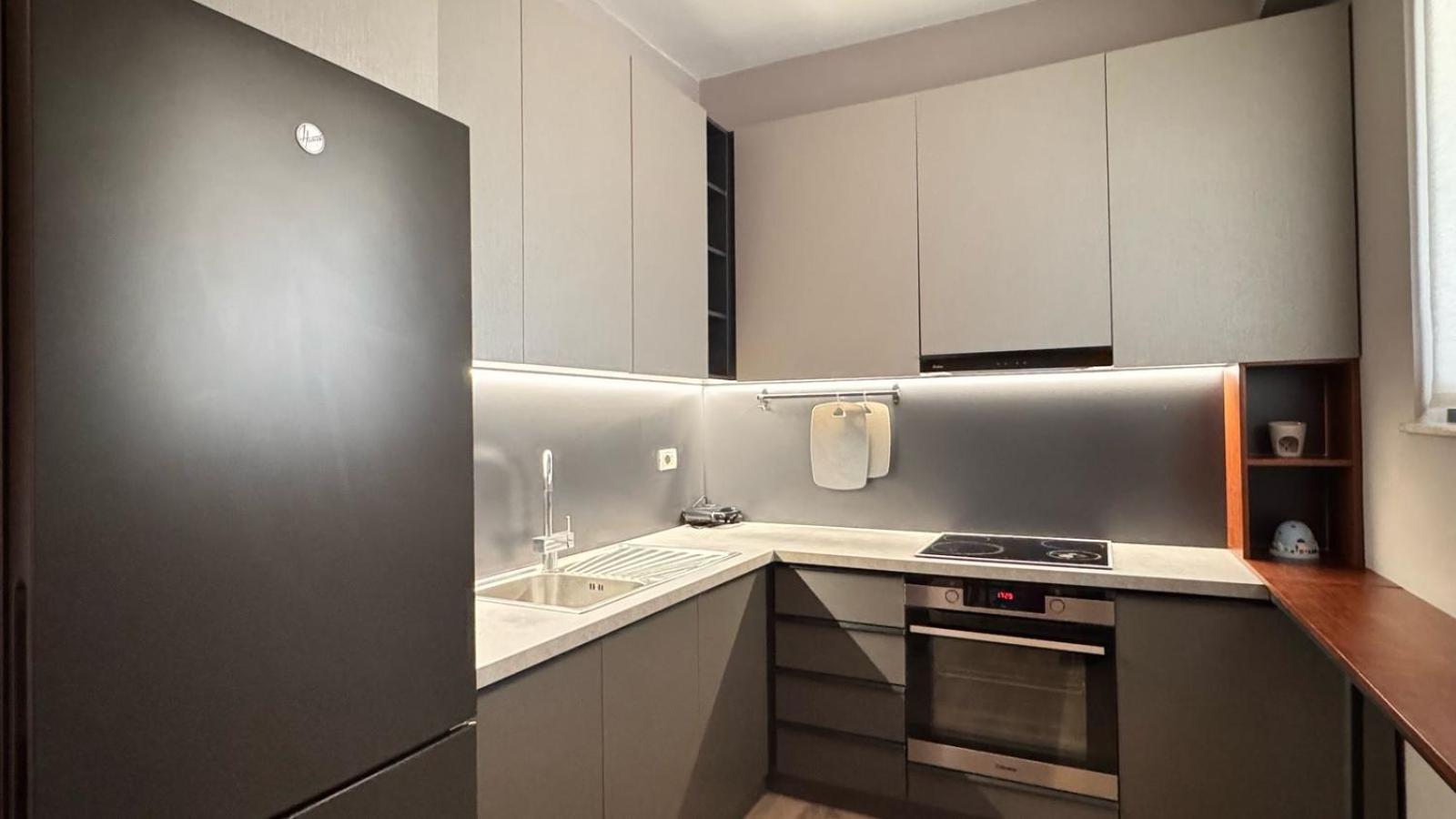 Appartamento Terrace Flat In Heart Of Tirana Esterno foto